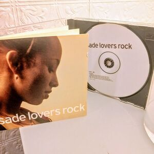 SADE Lovers Rock CD 2000 Epic Smooth Jazz R&B Romantic Soul BOOKLET and Case